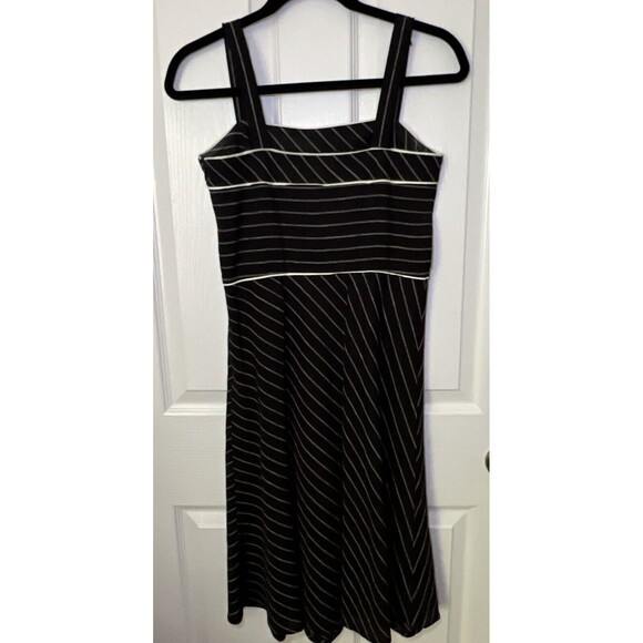 Loft Sundress Size 2 Black and White Pinstripe Fit Flare Linen Blend Graduation - Picture 3 of 12